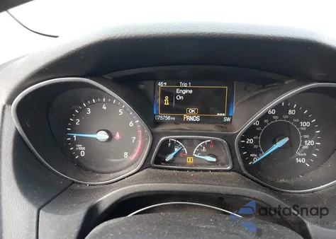 2016 Ford Focus Titanium z USA, uszkodzony, nr VIN 1FADP3N2XGL293994